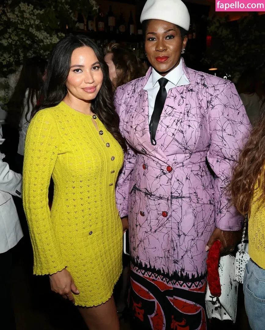 Jurnee Smollett Onlyfans Photo Gallery 