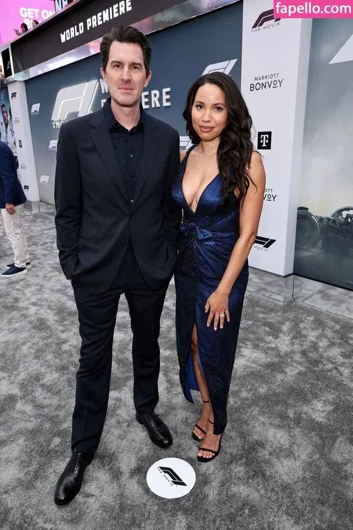 Jurnee Smollett Onlyfans Photo Gallery 