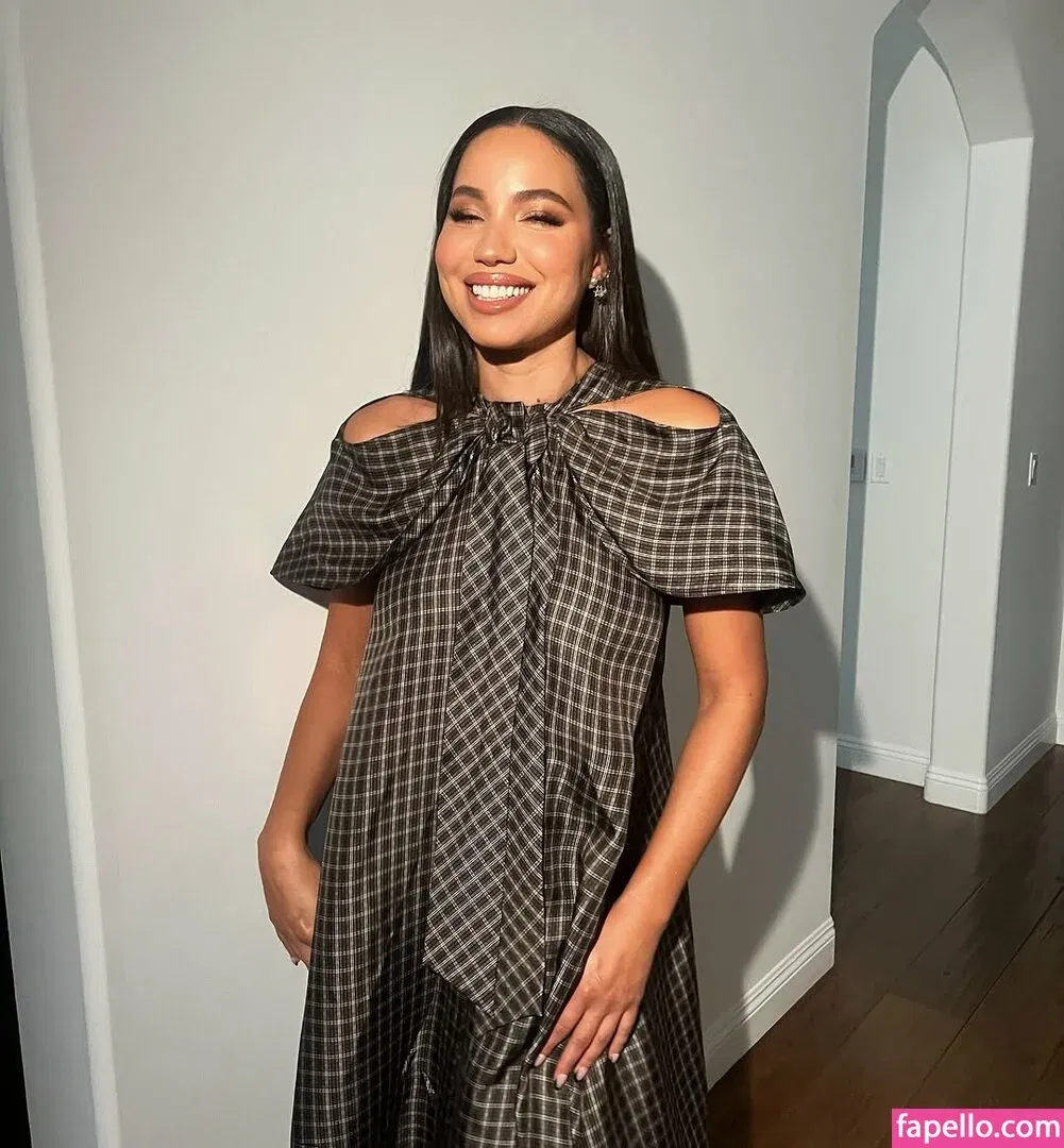 Jurnee Smollett Onlyfans Photo Gallery 