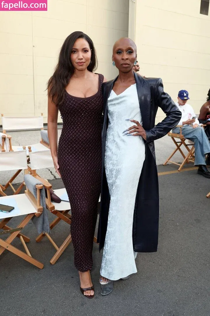 Jurnee Smollett Onlyfans Photo Gallery 