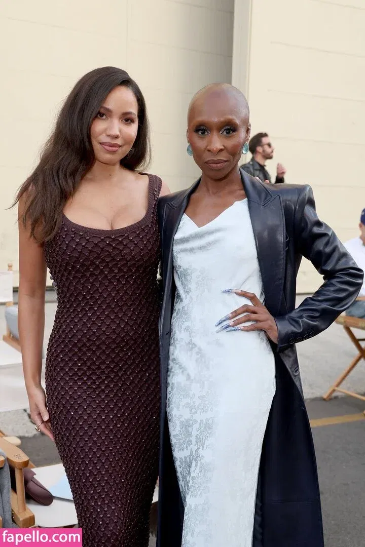 Jurnee Smollett Onlyfans Photo Gallery 