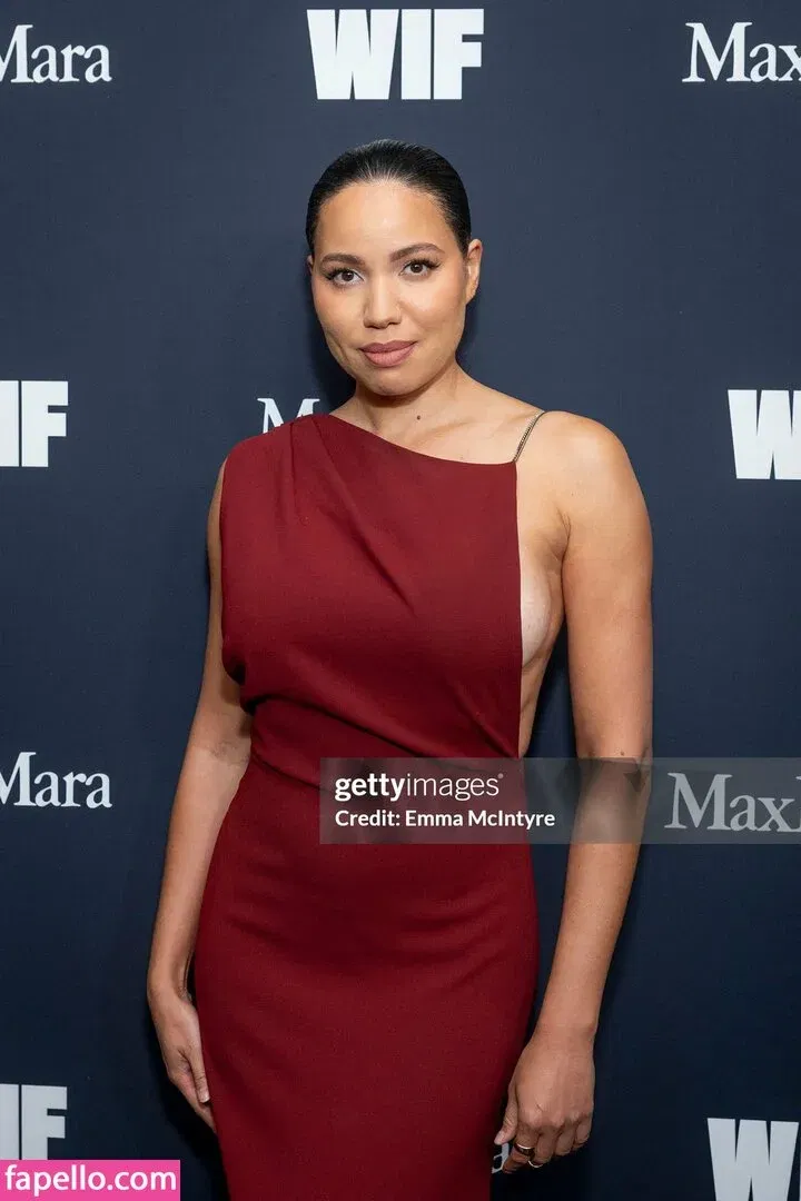 Jurnee Smollett Onlyfans Photo Gallery 
