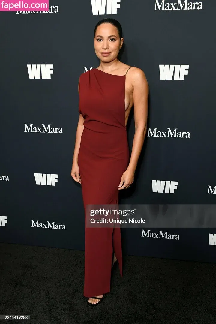 Jurnee Smollett Onlyfans Photo Gallery 