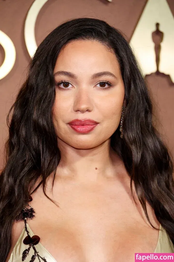 Jurnee Smollett Onlyfans Photo Gallery 