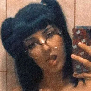 akiraaaa420 Onlyfans Photo Gallery 