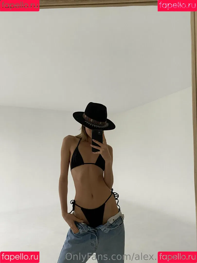 alex.rebelgirl Onlyfans Photo Gallery 