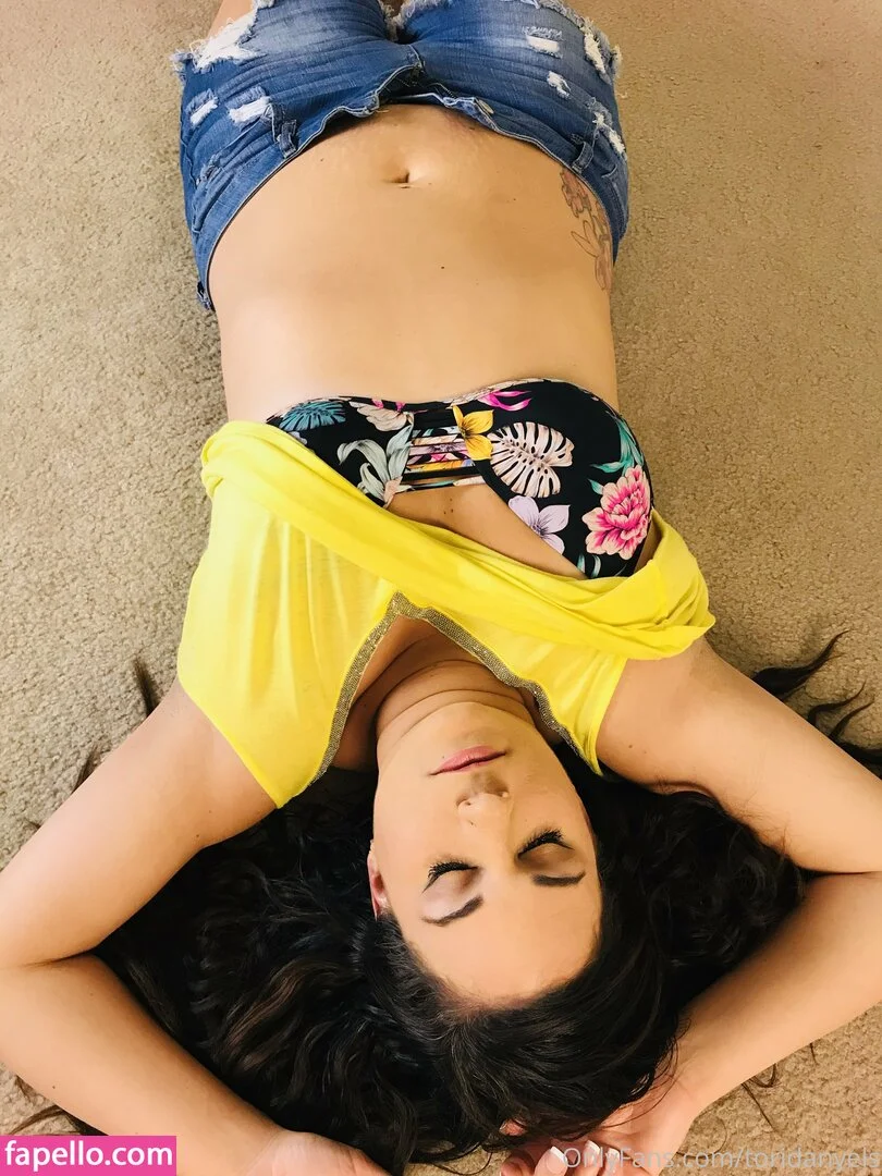 toridanyels Onlyfans Photo Gallery 