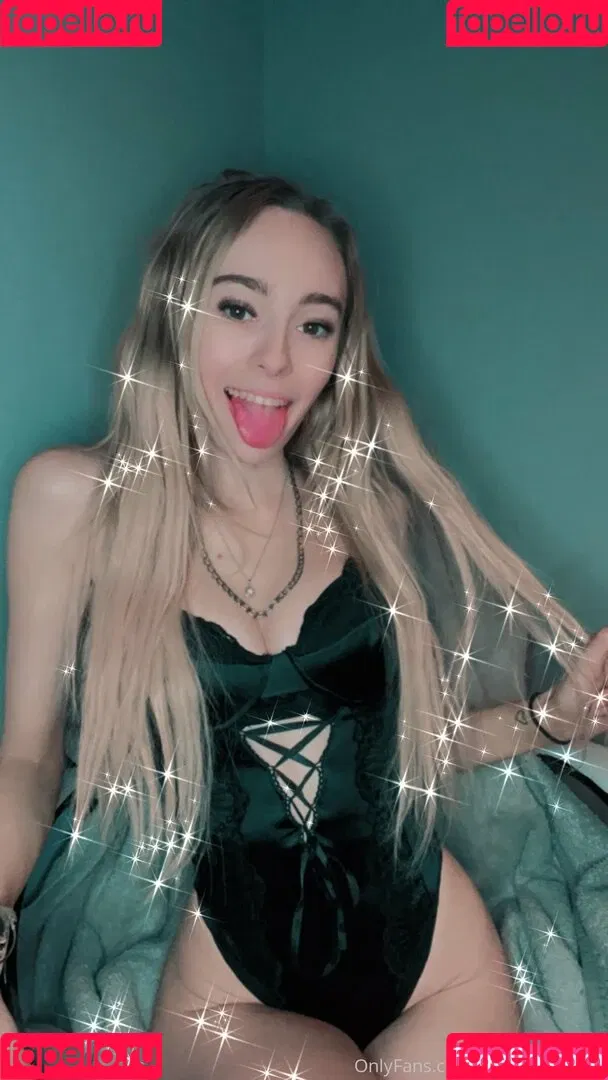courtneyriverss Onlyfans Photo Gallery 