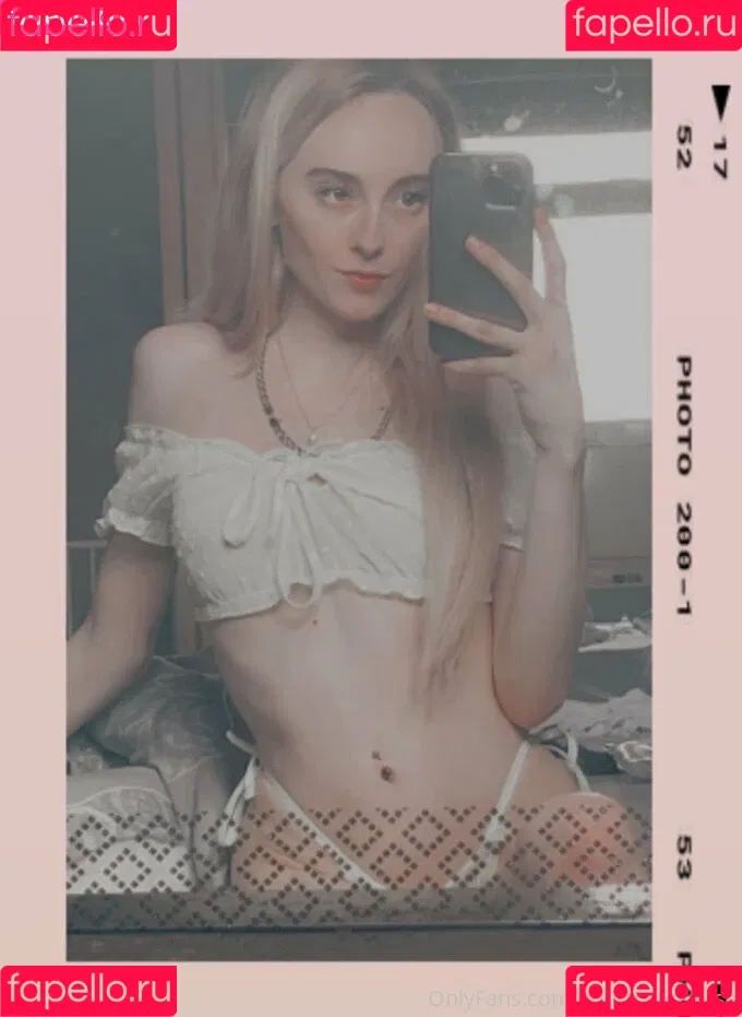 courtneyriverss Onlyfans Photo Gallery 