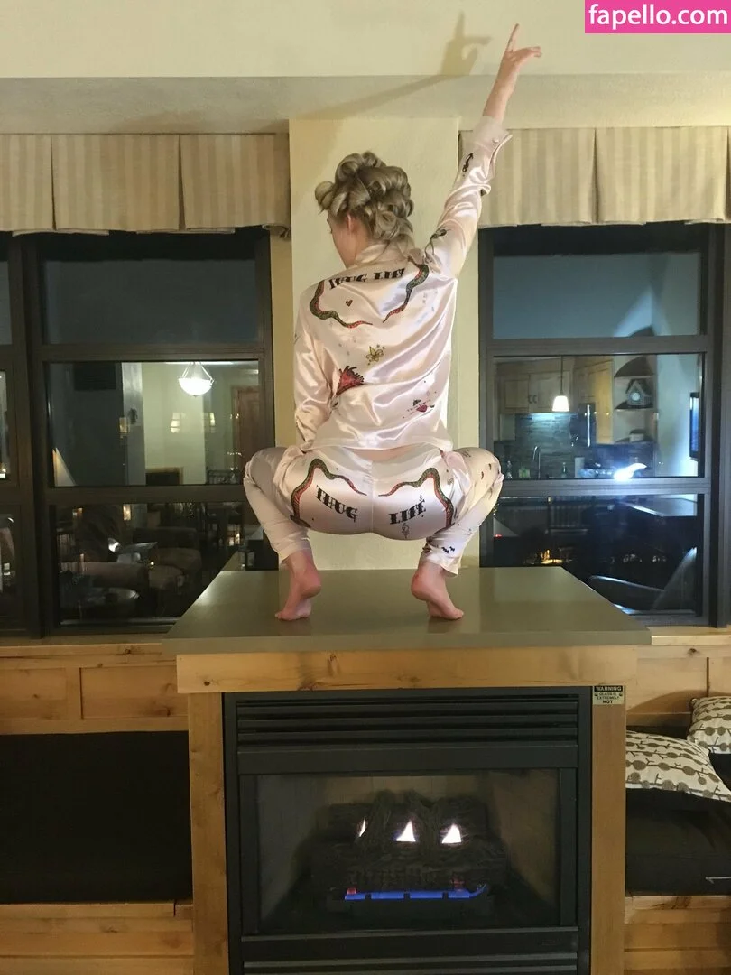 Elle Fanning Onlyfans Photo Gallery 