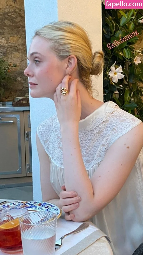 Elle Fanning Onlyfans Photo Gallery 
