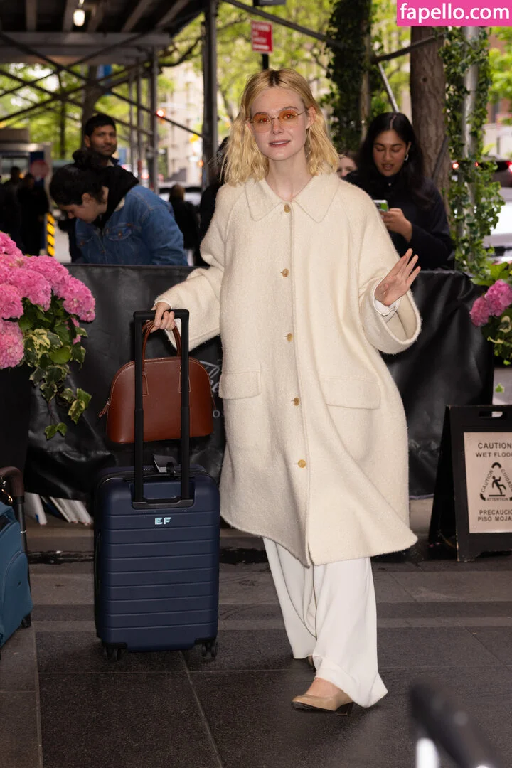 Elle Fanning Onlyfans Photo Gallery 