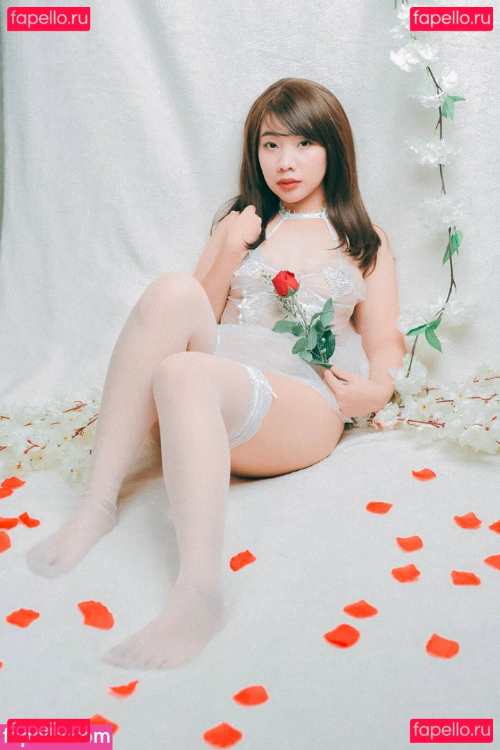 Natsuki Jiro Onlyfans Photo Gallery 