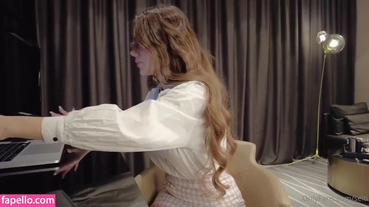 Seltin Sweety Onlyfans Photo Gallery 