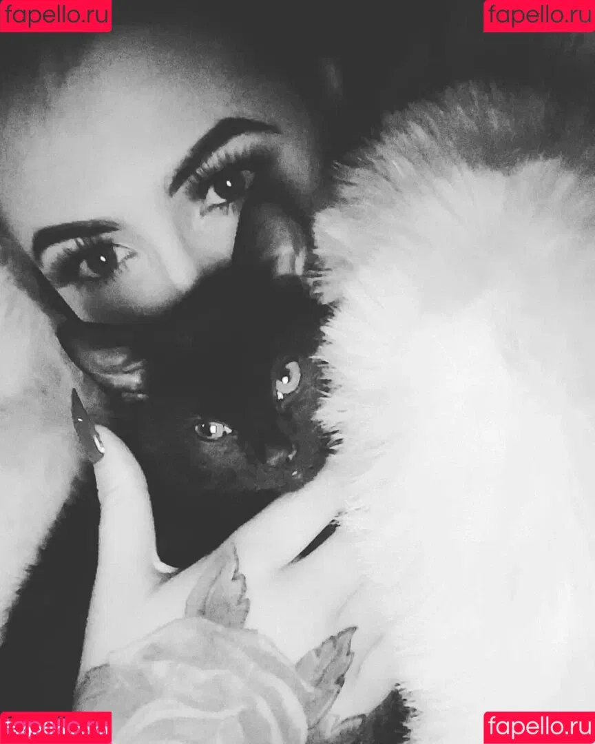 Hollie Stafford Onlyfans Photo Gallery 