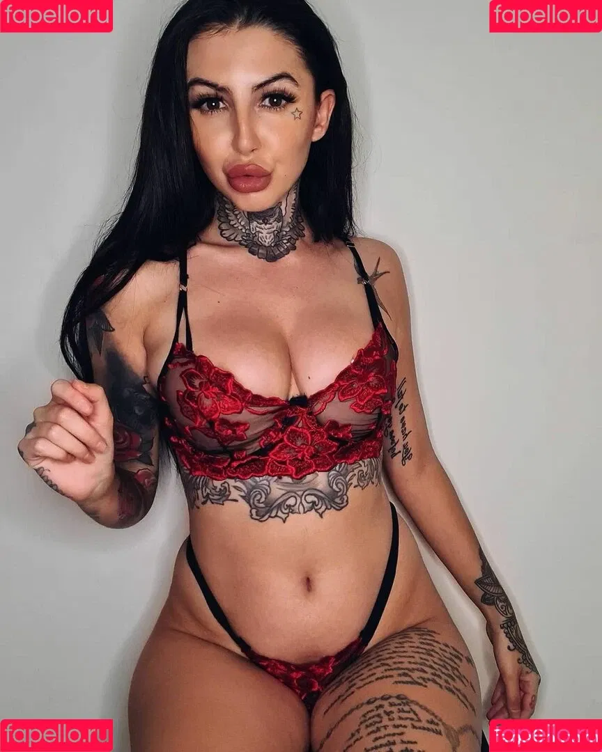Hollie Stafford Onlyfans Photo Gallery 
