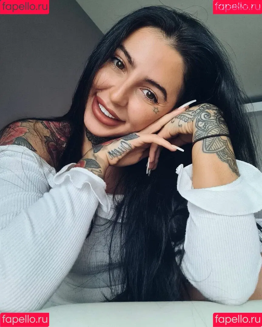 Hollie Stafford Onlyfans Photo Gallery 