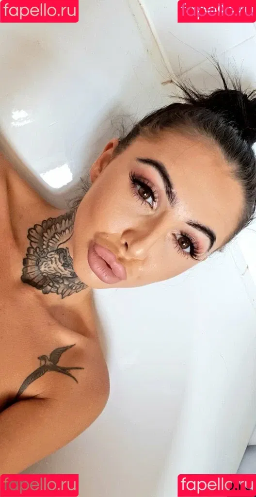 Hollie Stafford Onlyfans Photo Gallery 