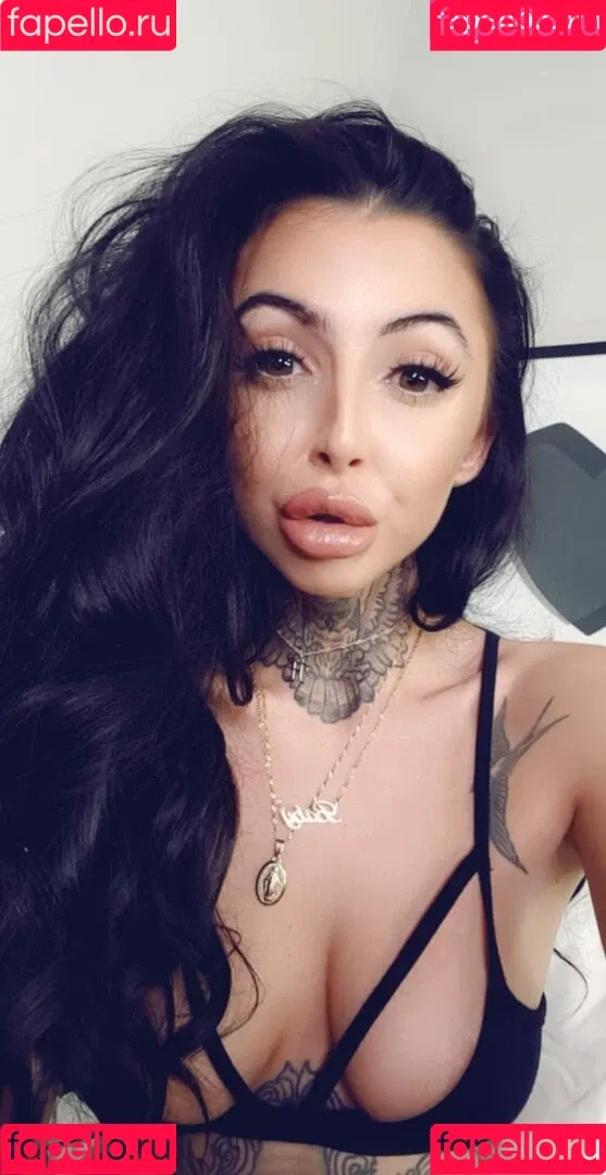 Hollie Stafford Onlyfans Photo Gallery 