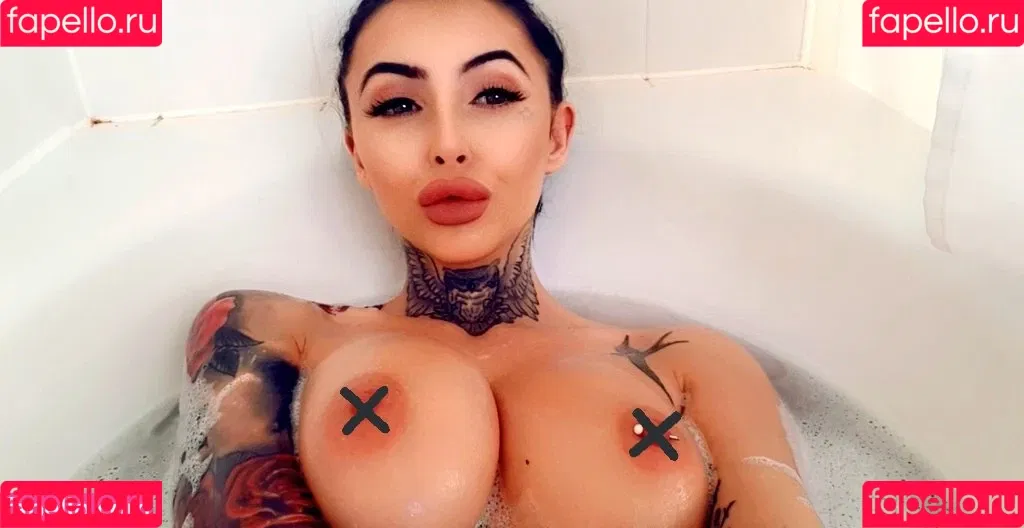Hollie Stafford Onlyfans Photo Gallery 