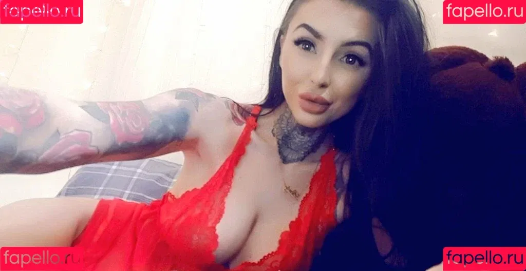 Hollie Stafford Onlyfans Photo Gallery 