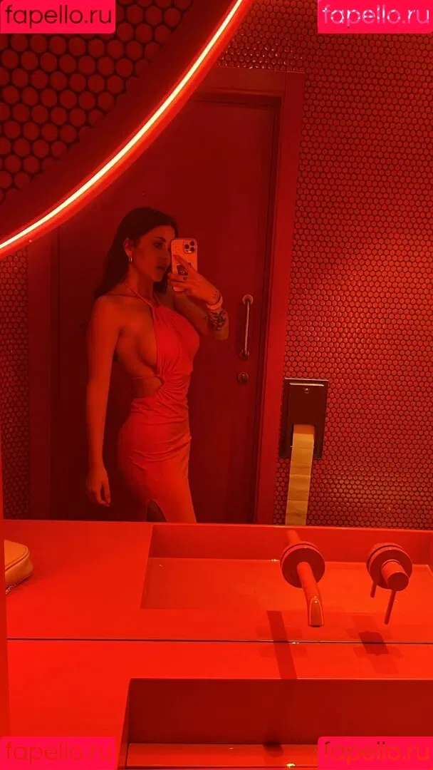Rosario Matew Onlyfans Photo Gallery 