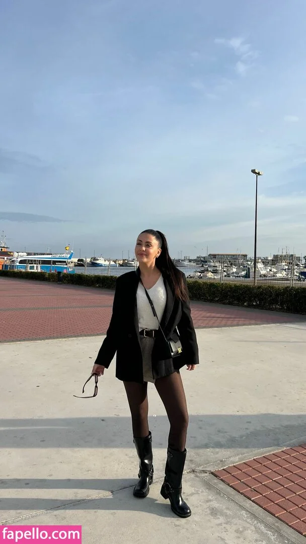 Rosario Matew Onlyfans Photo Gallery 