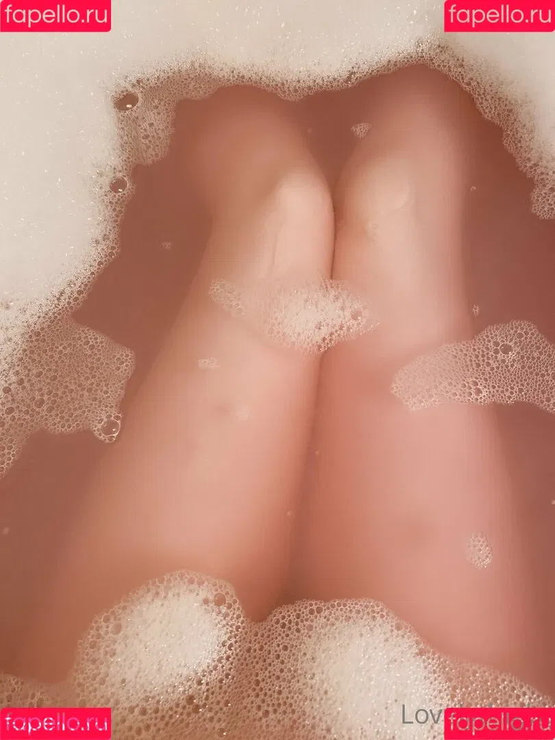 lovelythighs Onlyfans Photo Gallery 