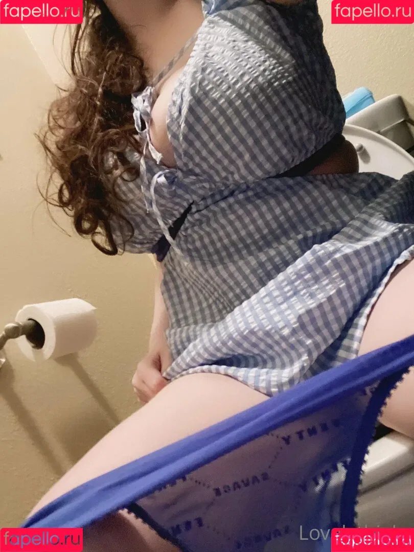 lovelythighs Onlyfans Photo Gallery 