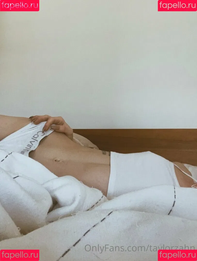 taylorzahn Onlyfans Photo Gallery 