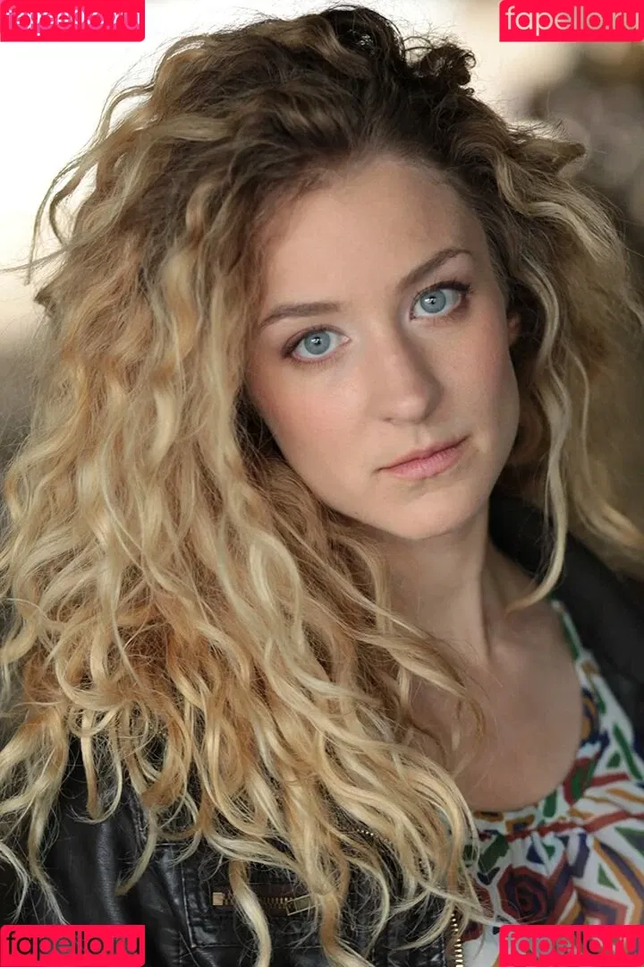 Hallee Hirsh Onlyfans Photo Gallery 
