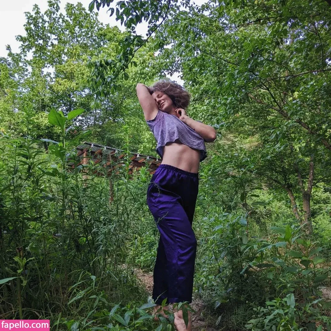 Hallee Hirsh Onlyfans Photo Gallery 