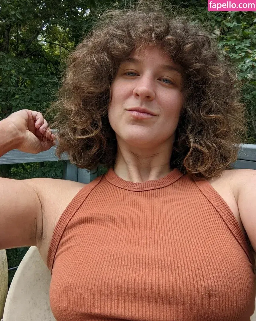 Hallee Hirsh Onlyfans Photo Gallery 