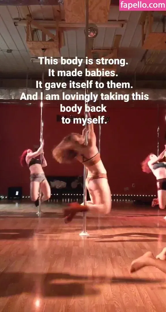 Hallee Hirsh Onlyfans Photo Gallery 