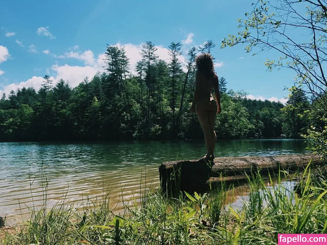 Hallee Hirsh Onlyfans Photo Gallery 