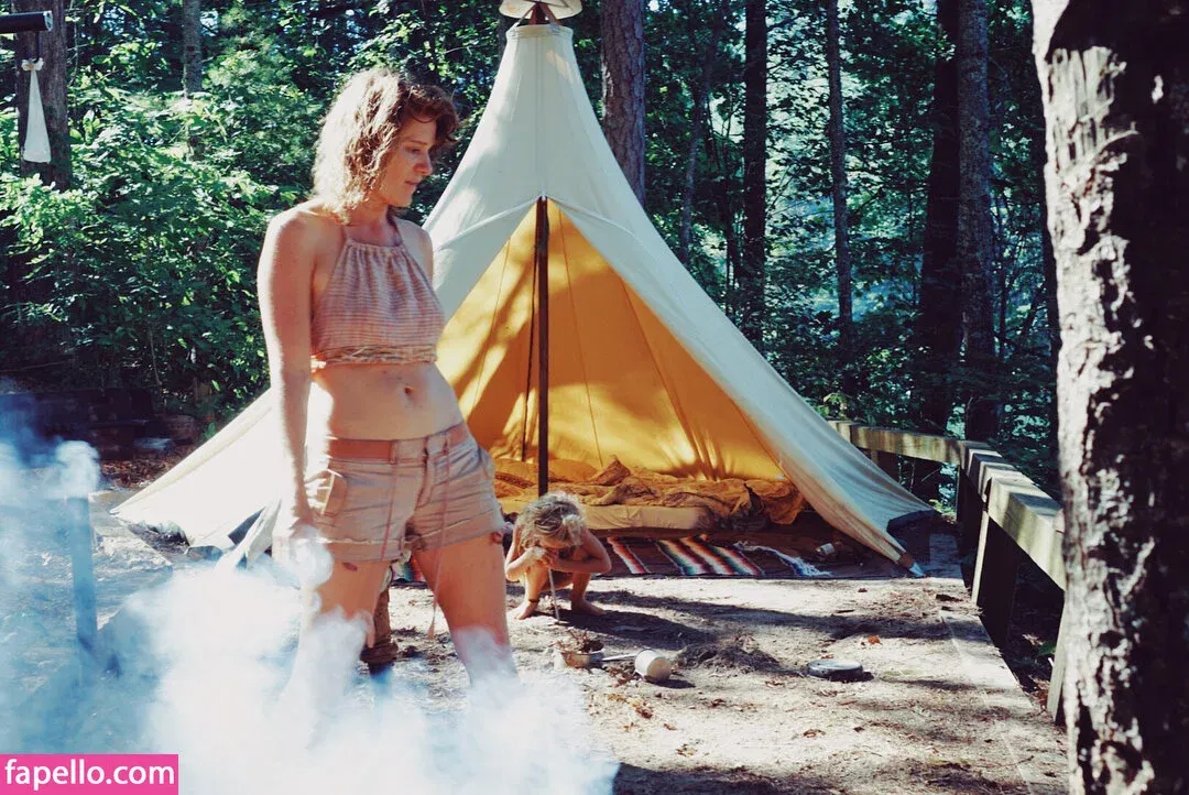 Hallee Hirsh Onlyfans Photo Gallery 