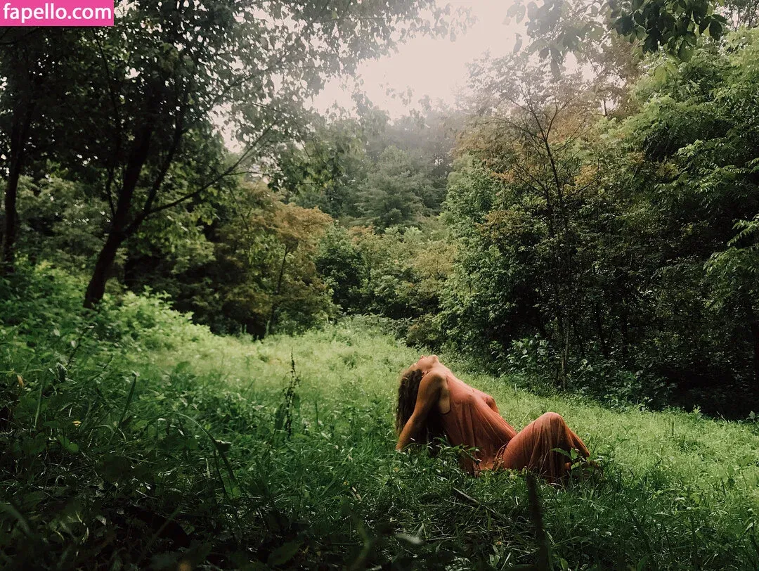 Hallee Hirsh Onlyfans Photo Gallery 