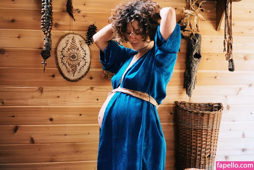 Hallee Hirsh Onlyfans Photo Gallery 