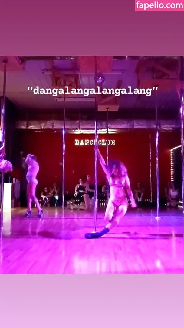 Hallee Hirsh Onlyfans Photo Gallery 