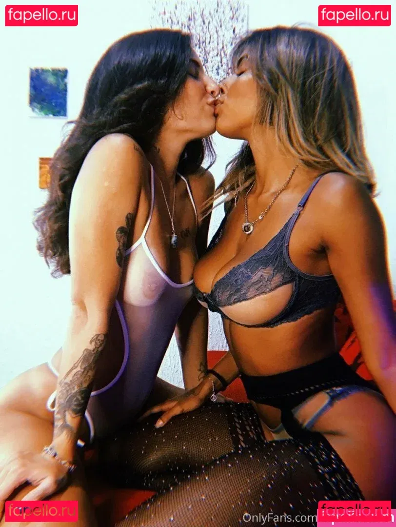 Onemorecum Onlyfans Photo Gallery 