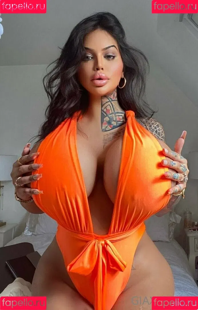 giaxclarke Onlyfans Photo Gallery 