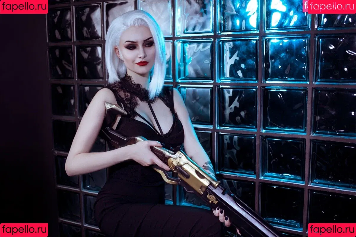 Vixena Siren Onlyfans Photo Gallery 