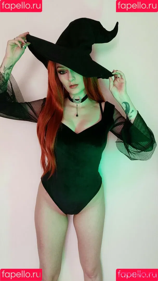 Vixena Siren Onlyfans Photo Gallery 