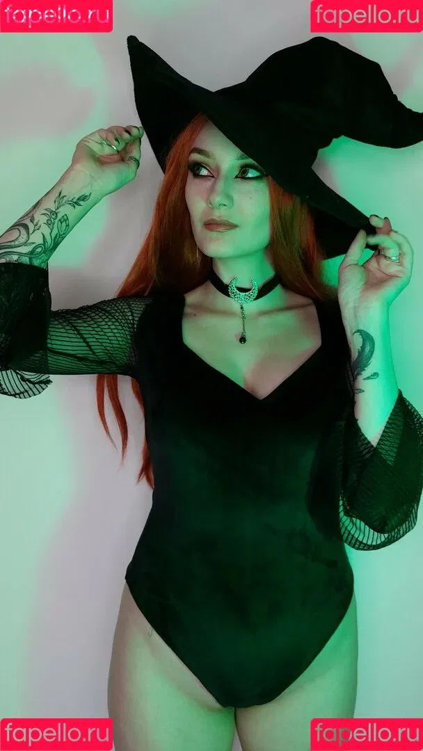 Vixena Siren Onlyfans Photo Gallery 
