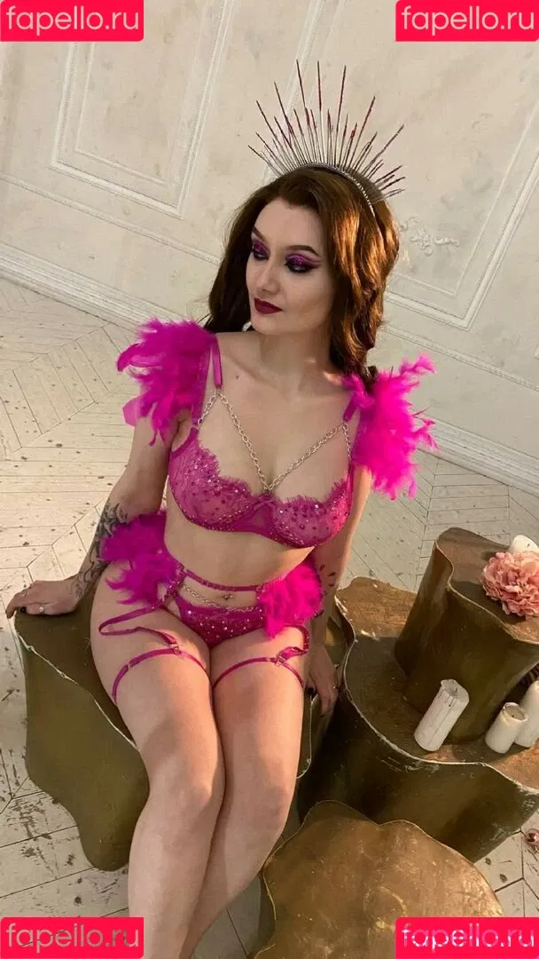 Vixena Siren Onlyfans Photo Gallery 