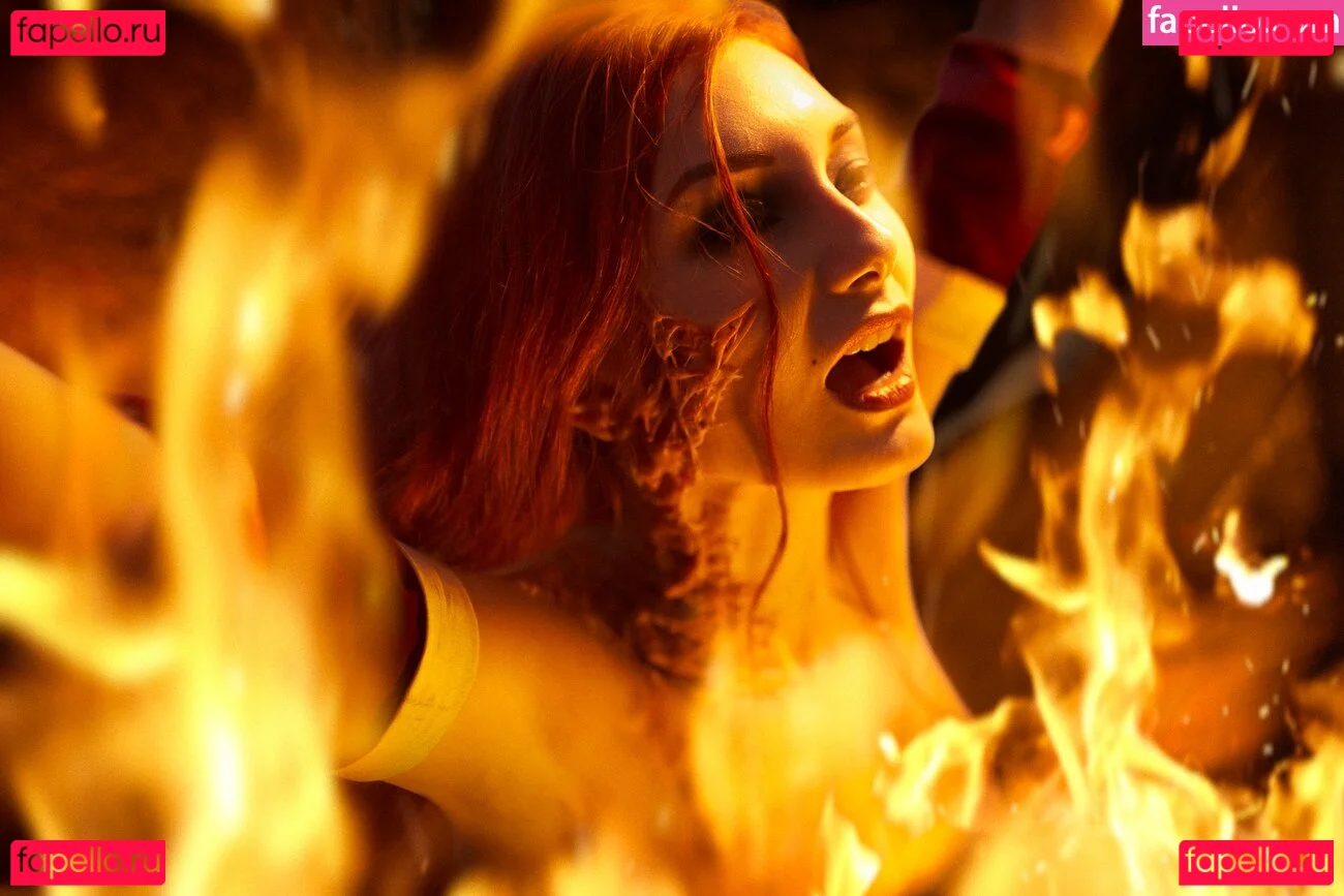 Vixena Siren Onlyfans Photo Gallery 