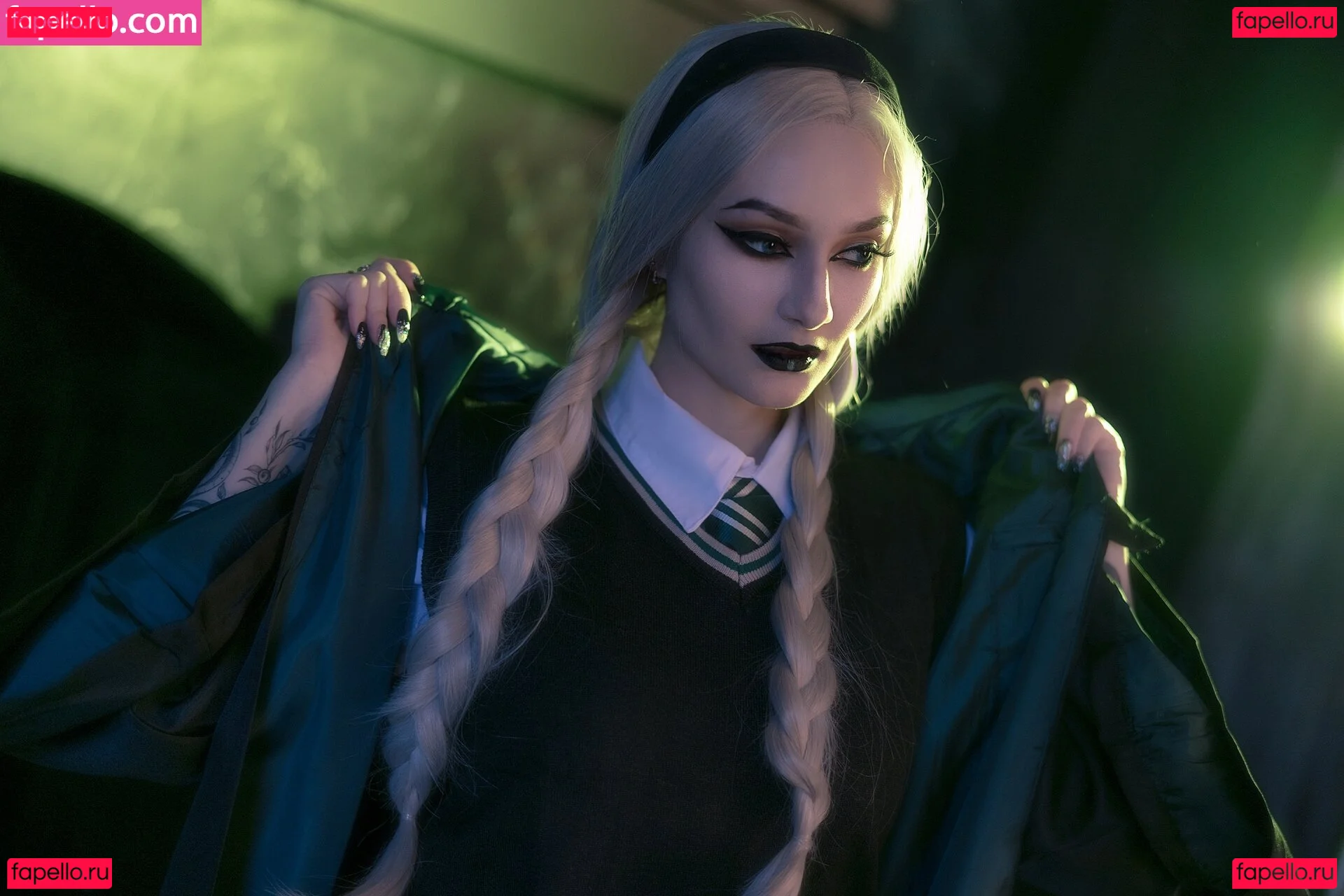 Vixena Siren Onlyfans Photo Gallery 