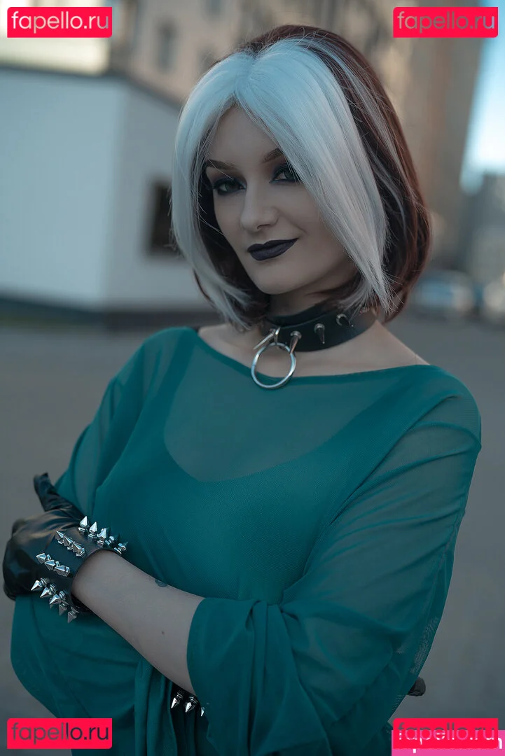 Vixena Siren Onlyfans Photo Gallery 