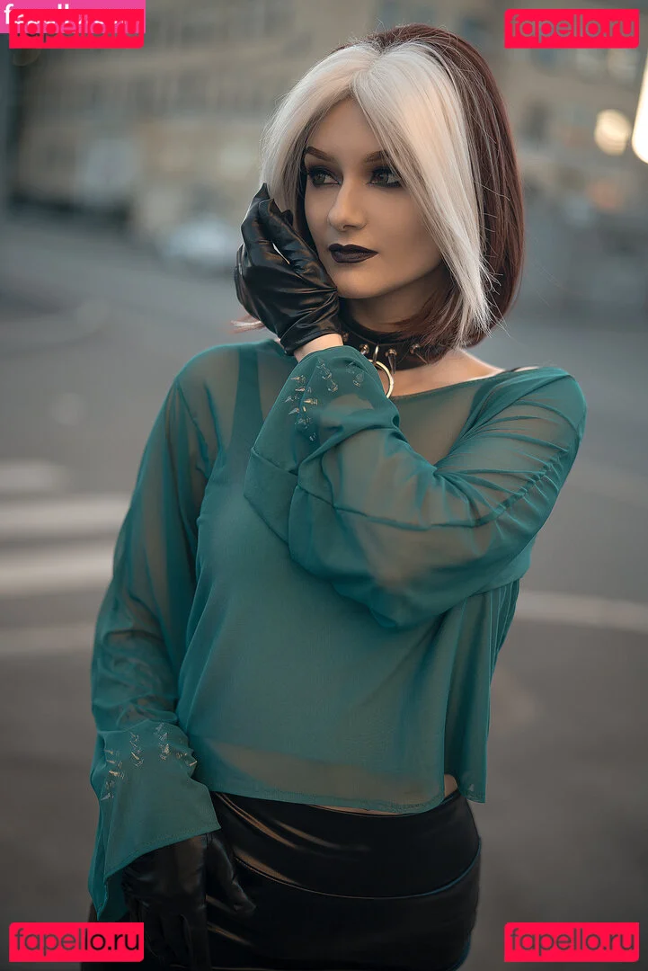 Vixena Siren Onlyfans Photo Gallery 