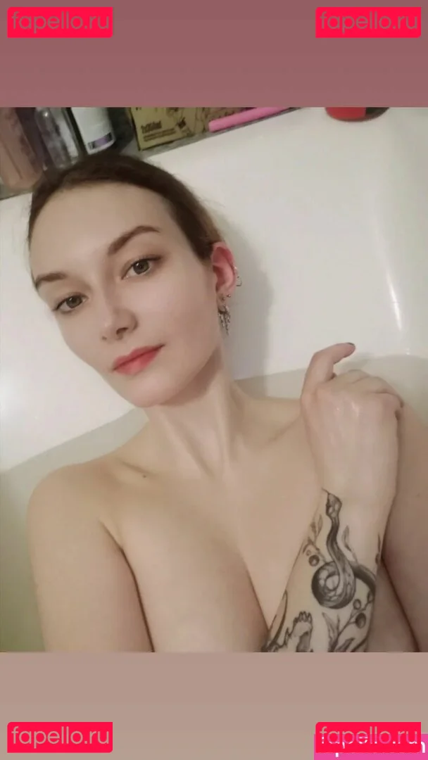 Vixena Siren Onlyfans Photo Gallery 